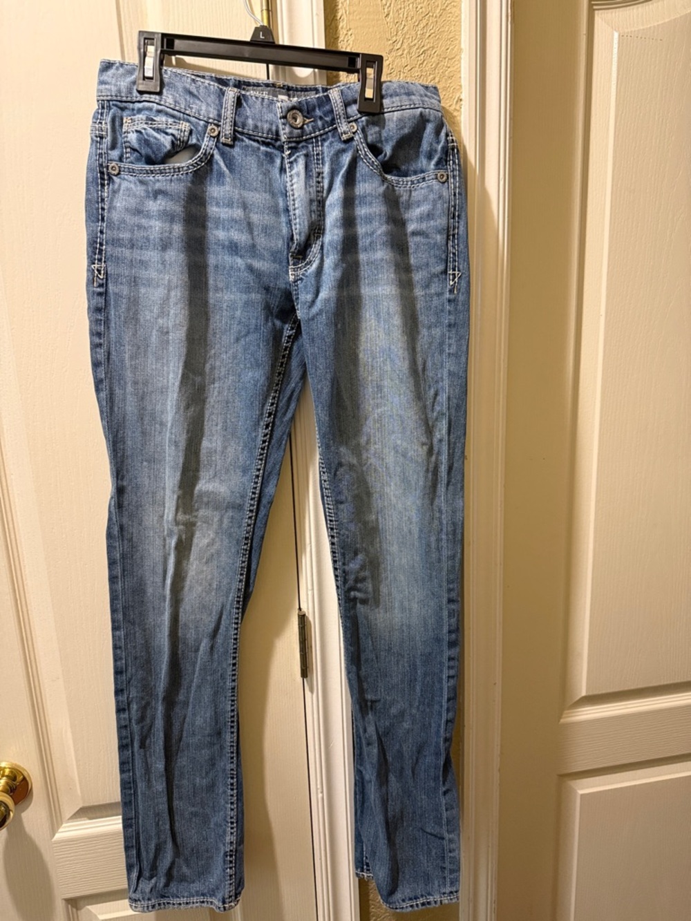 BKE Men Straight Jeans - Light Blue Wash